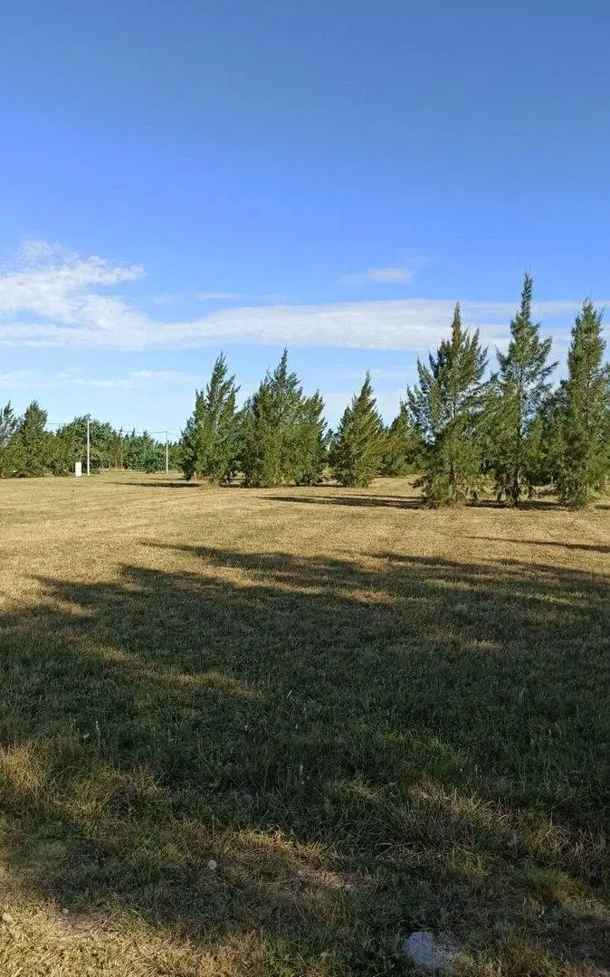 VENTA DE TERRENO EN BARRIO CERRADO 4