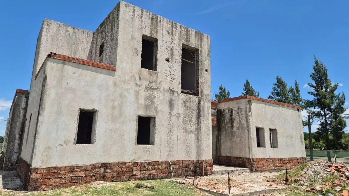 CASA EN CONSTRUCCIÓN EN CAMPOS DE ROCA II EN VENTA 4