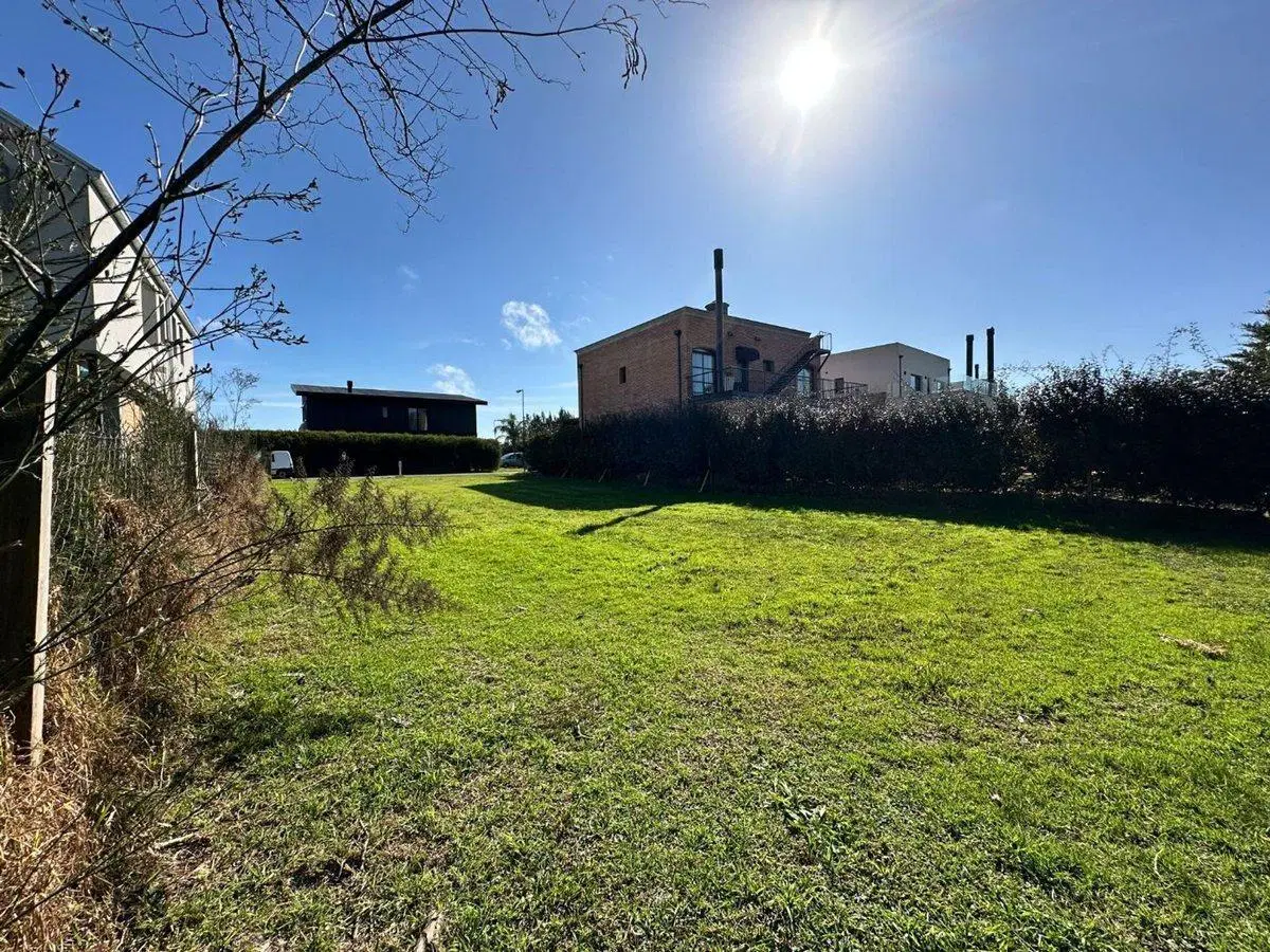 VENTA LOTE CENTRAL EN LA RESERVA DE HUDSON 5