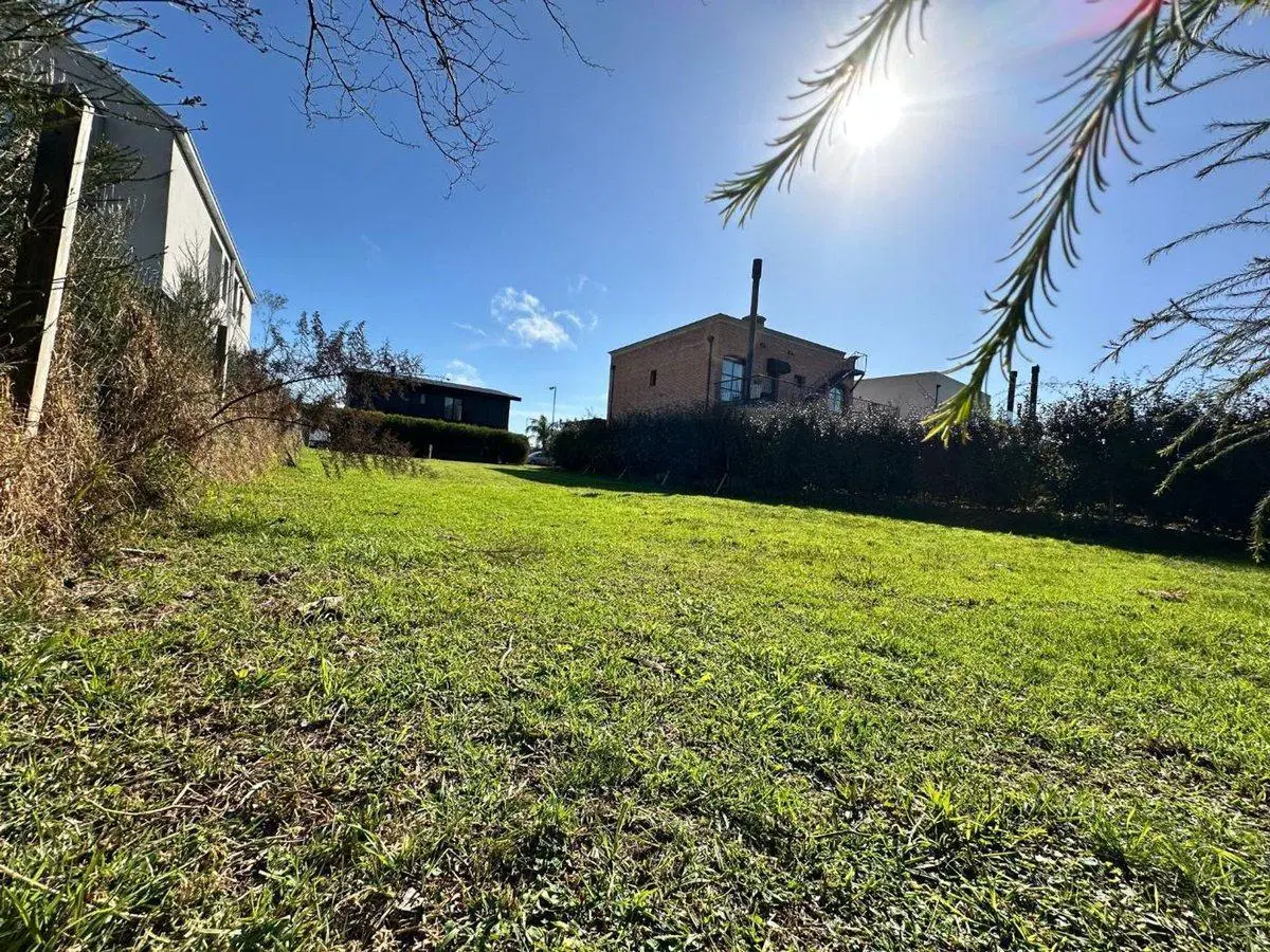VENTA LOTE CENTRAL EN LA RESERVA DE HUDSON 8