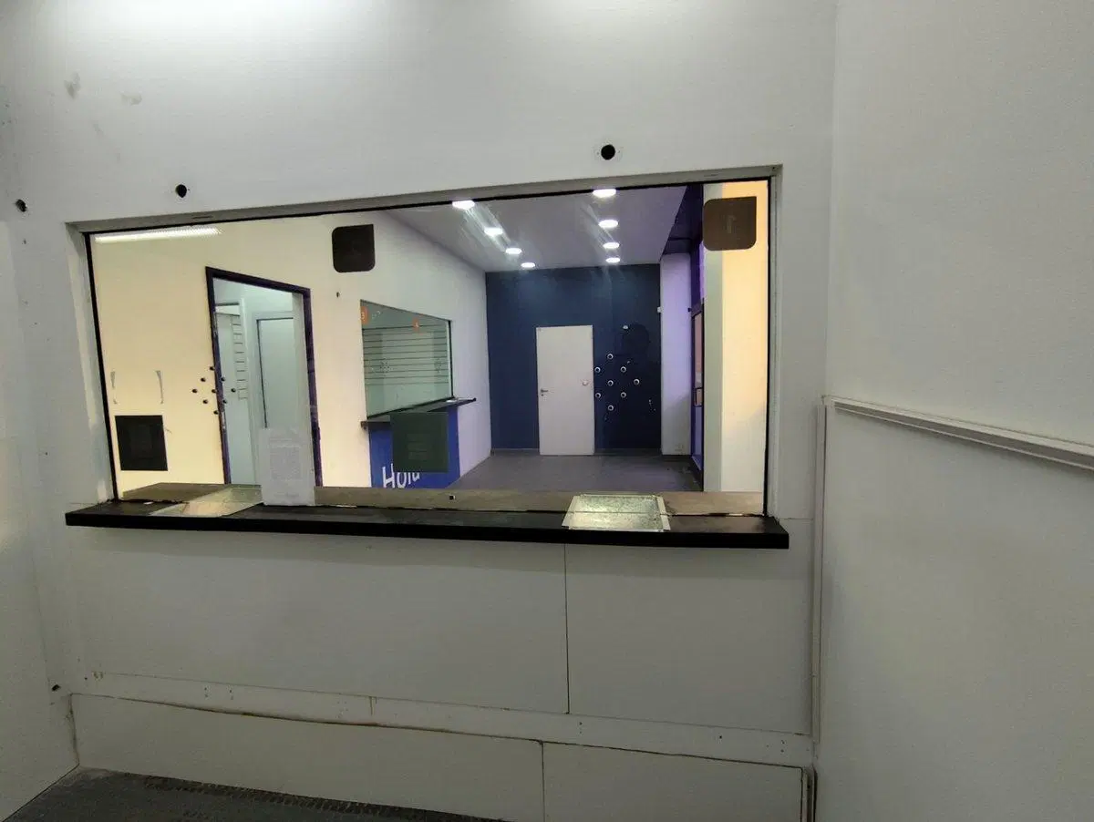 LOCAL COMERCIAL SOBRE AV. CORRIENTES – MICROCENTRO 2