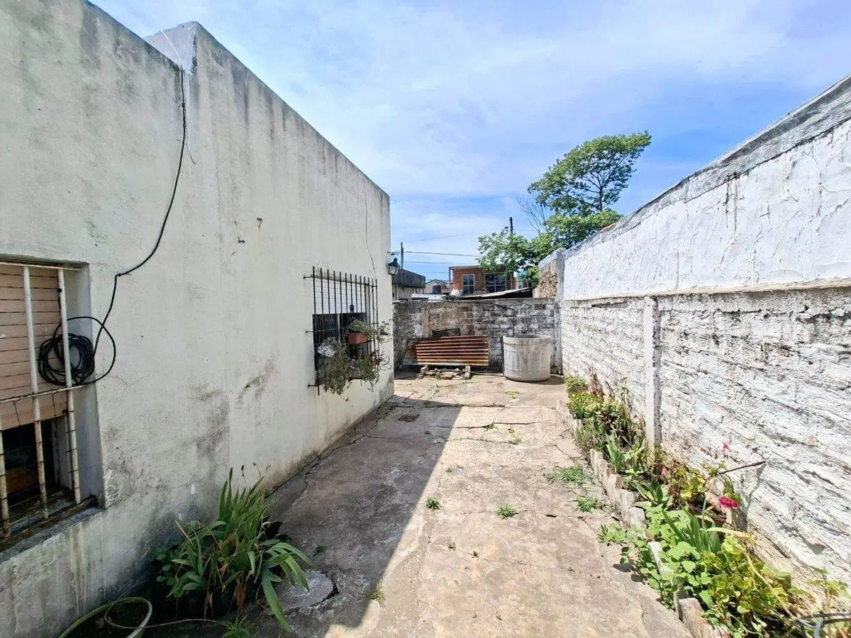VENTA CASA 4 AMB CON PATIO, BERAZATEGUI 2