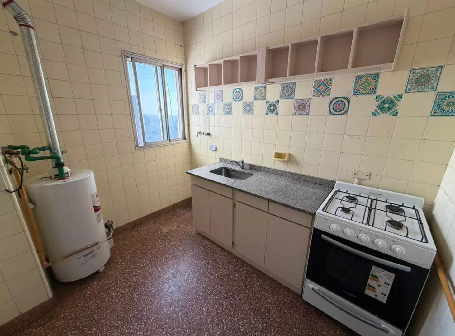 ALQUILER DE DEPARTAMENTO 2 AMBIENTES EN QUILMES 4