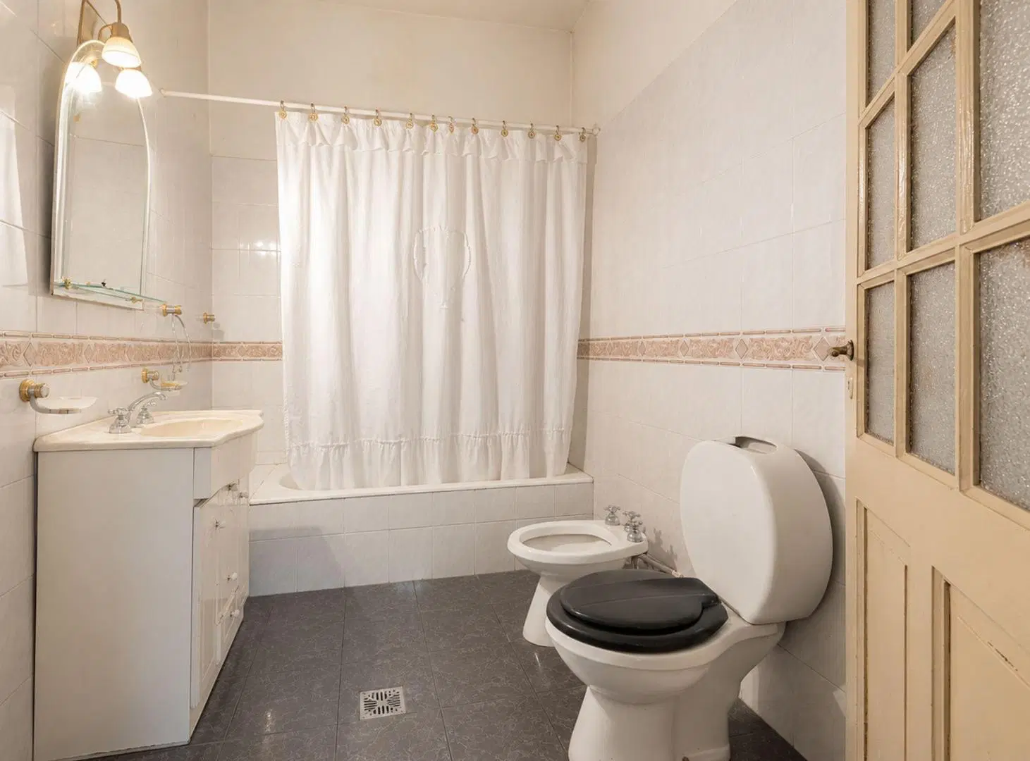 VENTA CASA/LOTE IDEAL INVERSOR 397M2 R2 BERNAL 8