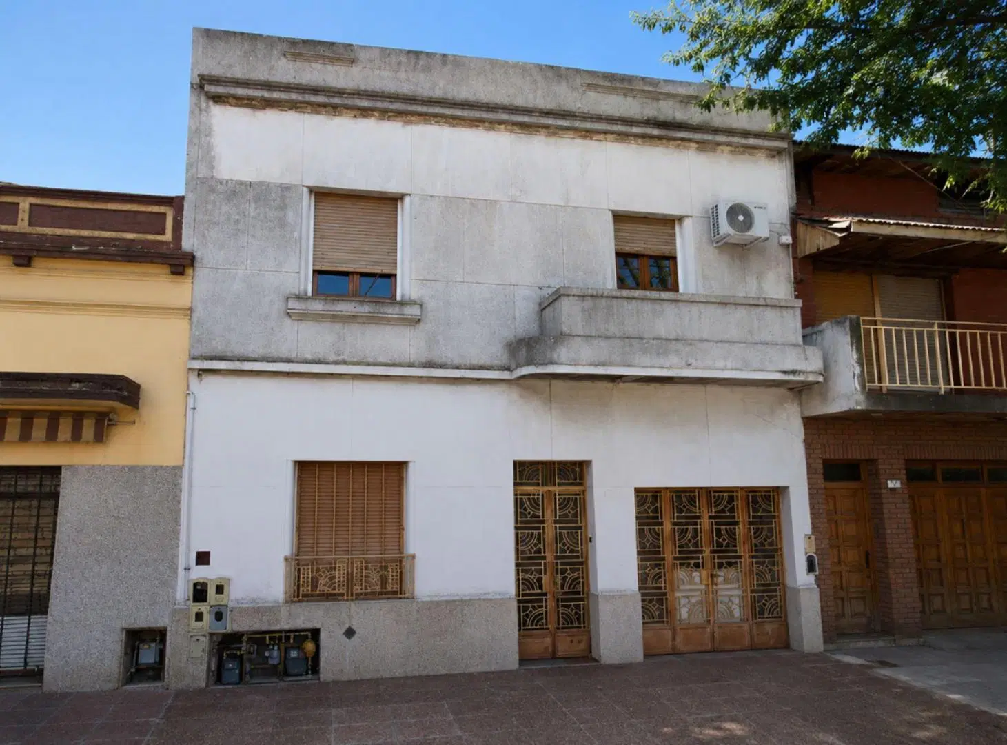 VENTA CASA/LOTE IDEAL INVERSOR 397M2 R2 BERNAL 3