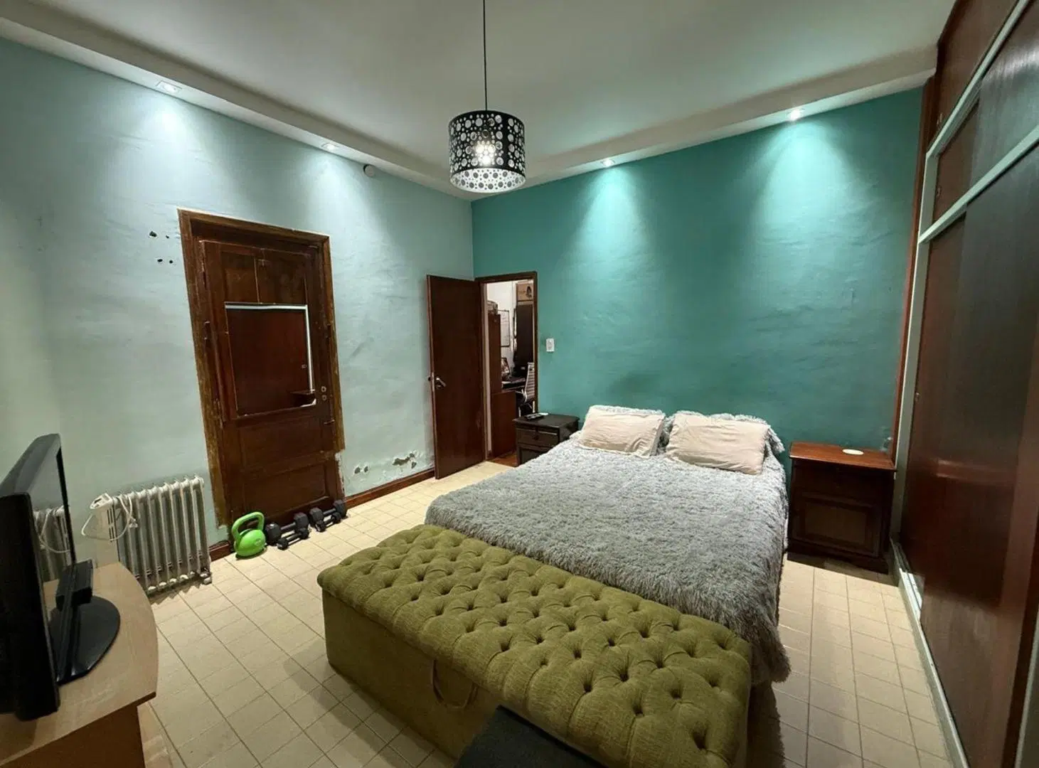 VENTA CASA 2 AMB JARDIN, COCHERA PILETA BERNAL 3