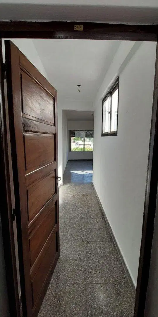VENTA DEPARTAMENTOS EN BLOCK C/DEPOSITO AVELLANEDA 8