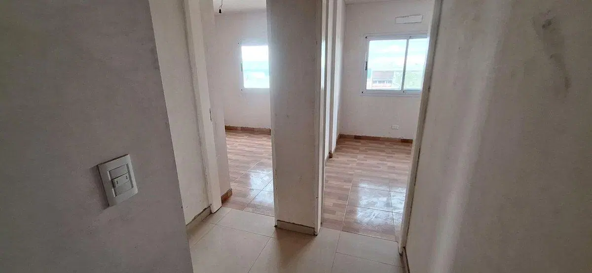 VENTA DEPARTAMENTO 3 AMB. BERNAL OESTE APTO CREDIT 5