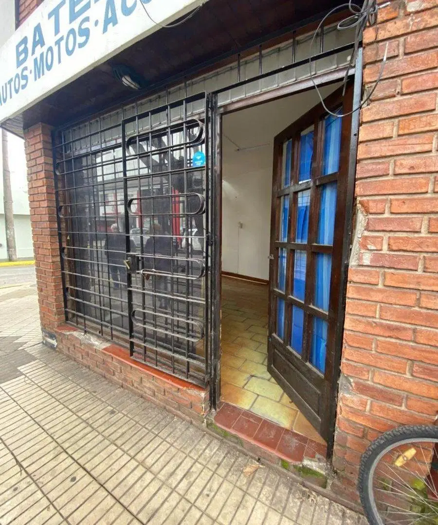 VENTA LOCAL COMERCIAL, BERNAL ESTE. 3