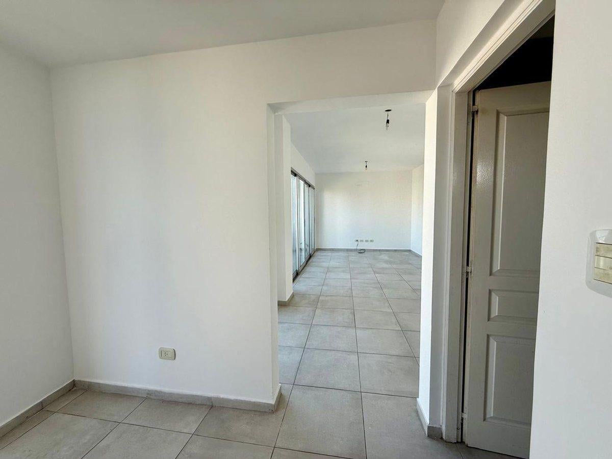 Foto de VENTA DEPARTAMENTO CON COCHERA QUILMES, imagen 5