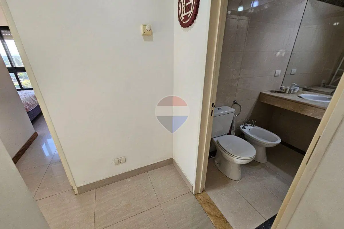 VENTA DEPARTAMENTO 3 AMBIENTES CON BALCÓN, COCHERA 4