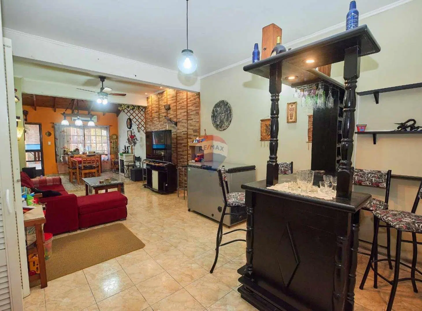 VENTA CASA EN BLOCK 80.000 USD + CUOTAS, QUILMES 3