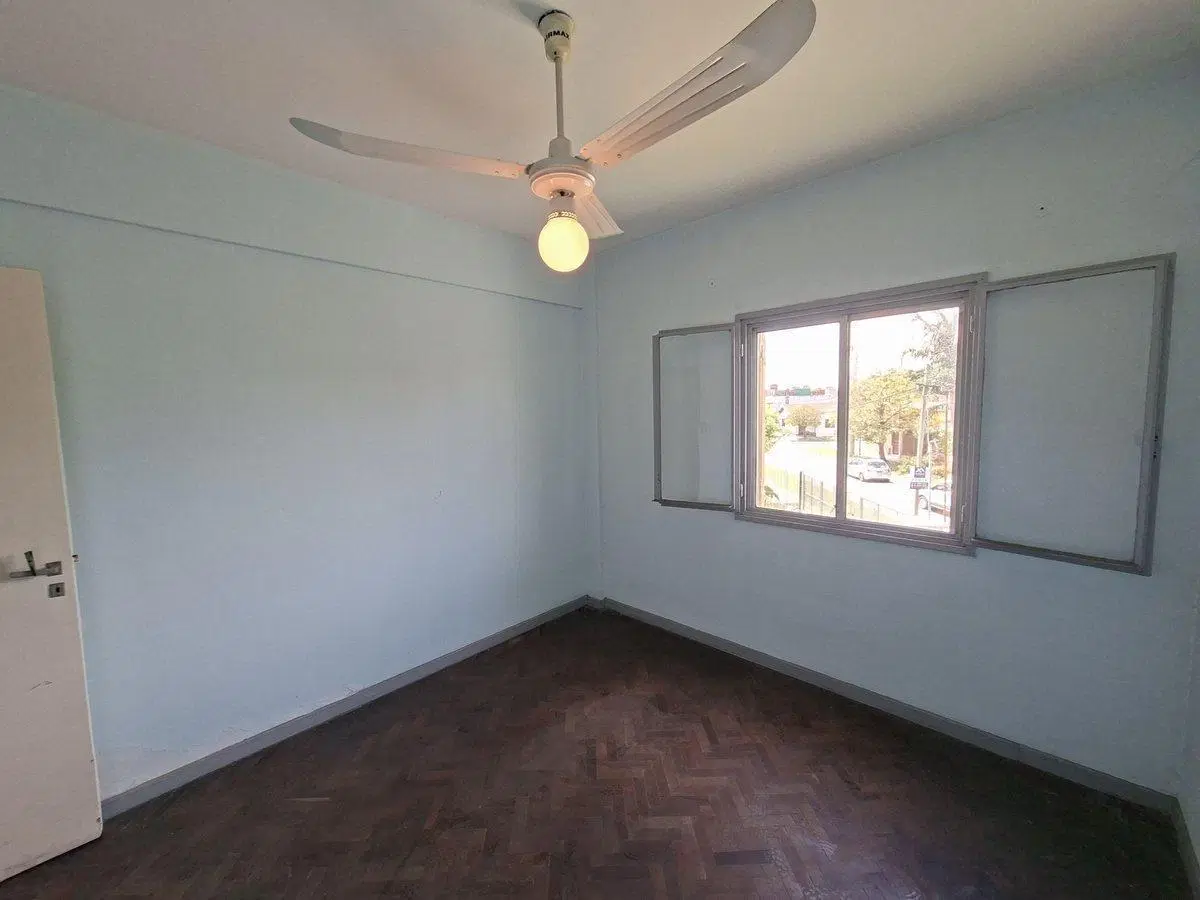 VENTA DEPTO 3 AMB BERNAL OESTE - APTO CREDITO 4