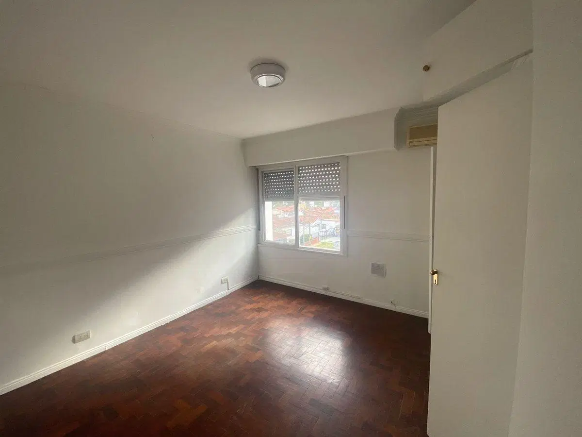 VENTA DEPARTAMENTO 3 AMBIENTES EZPELETA ESTE 8
