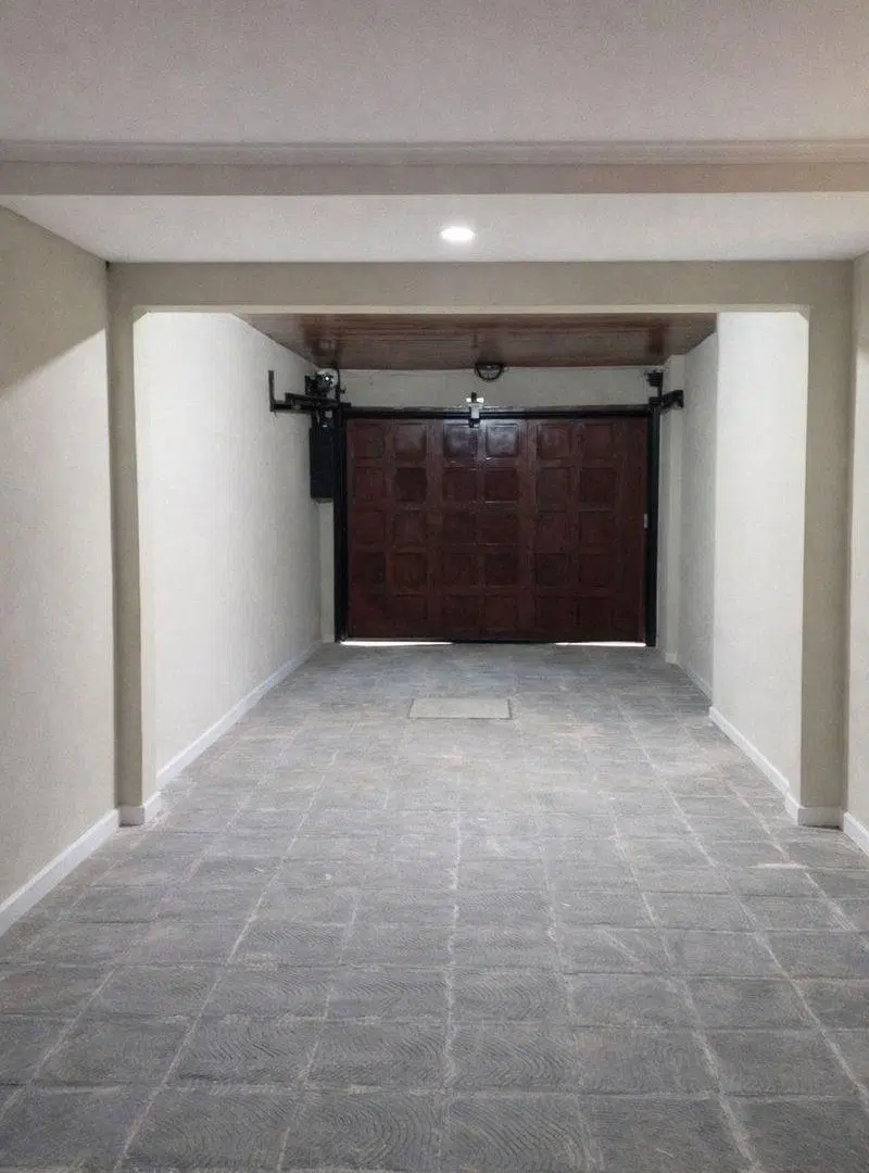 VENTA CASA 4 AMBIENTES COCHERA Y JARDIN QUILMES 8