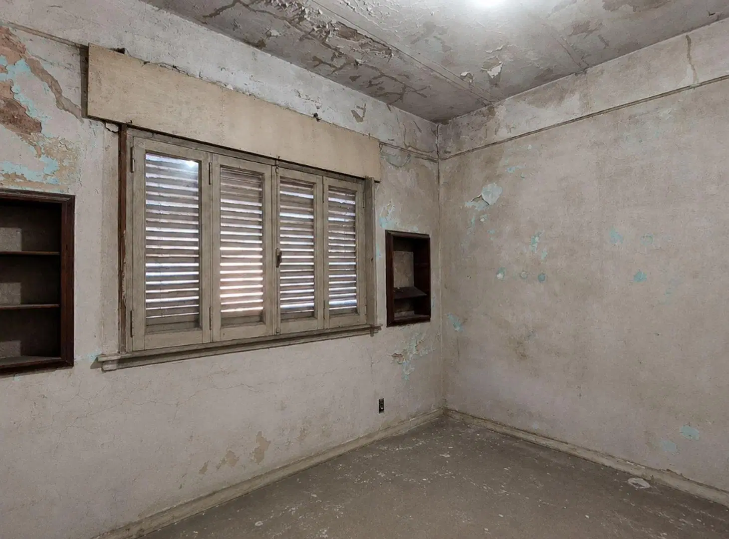 Casa en Venta 4 ambientes Quilmes a reciclar 5