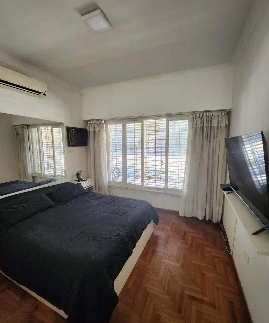 VENTA CASA 5 AMBIENTES PATIO COCHERA BERNAL 8
