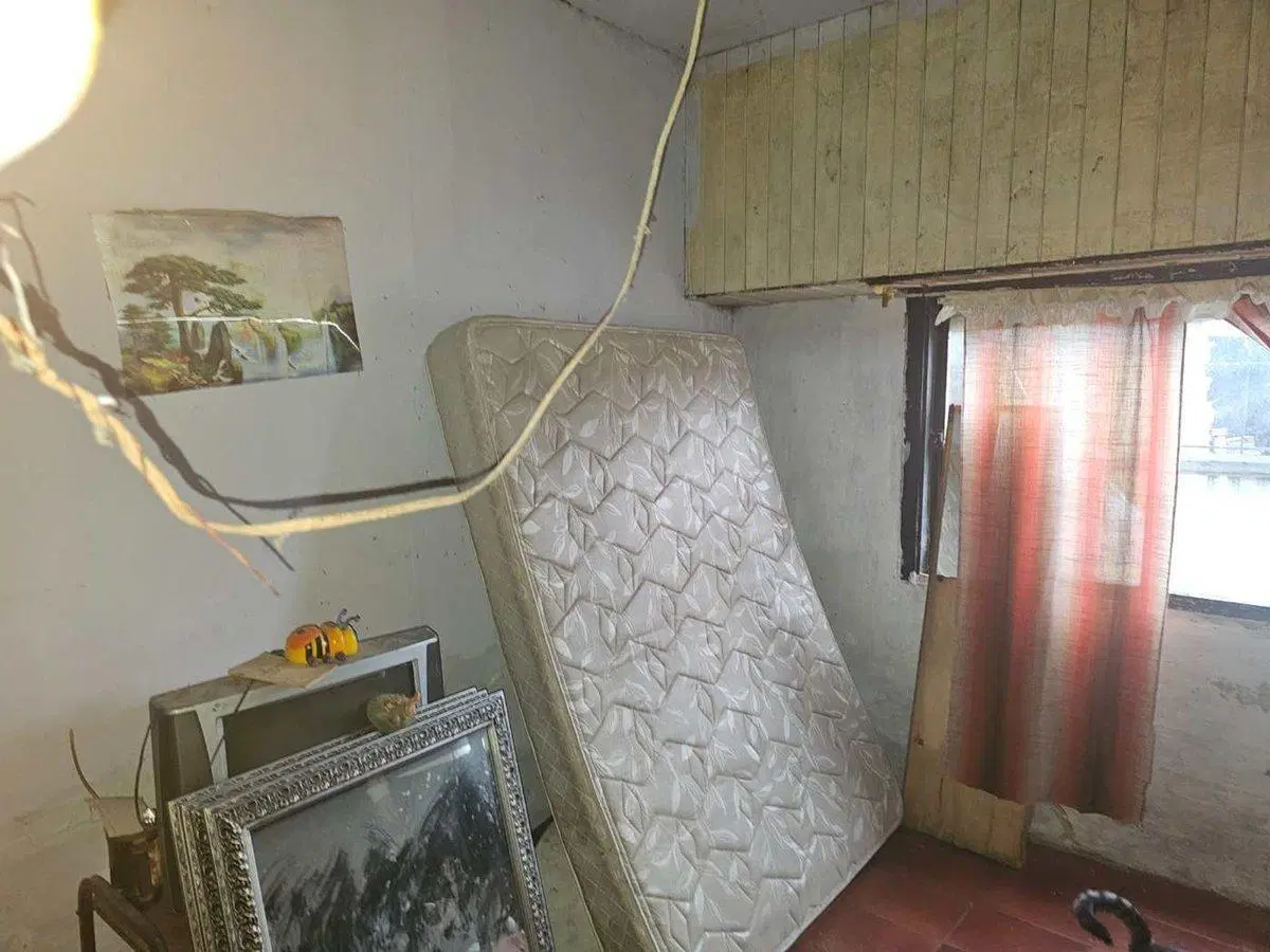 Venta casa con lote en Florecio Varela 8