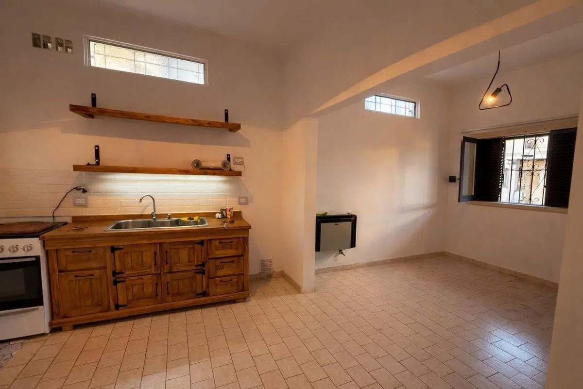 VENTA PH  INDEPENDIENTE 3 AMB CON TERRAZA BERNAL 5