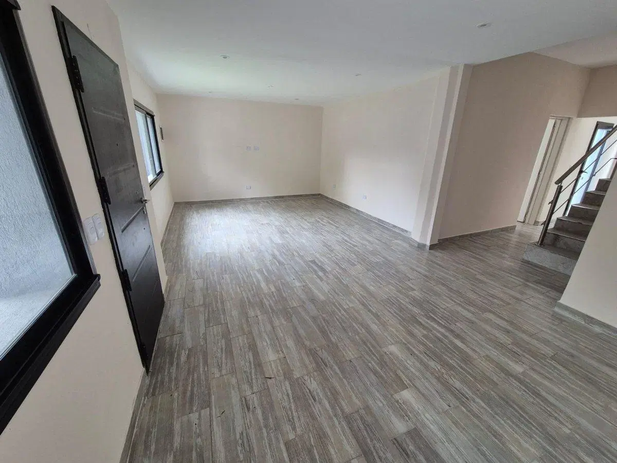 CASA 4 AMBIENTES CON COCHERA EN QUILMES EN VENTA 4