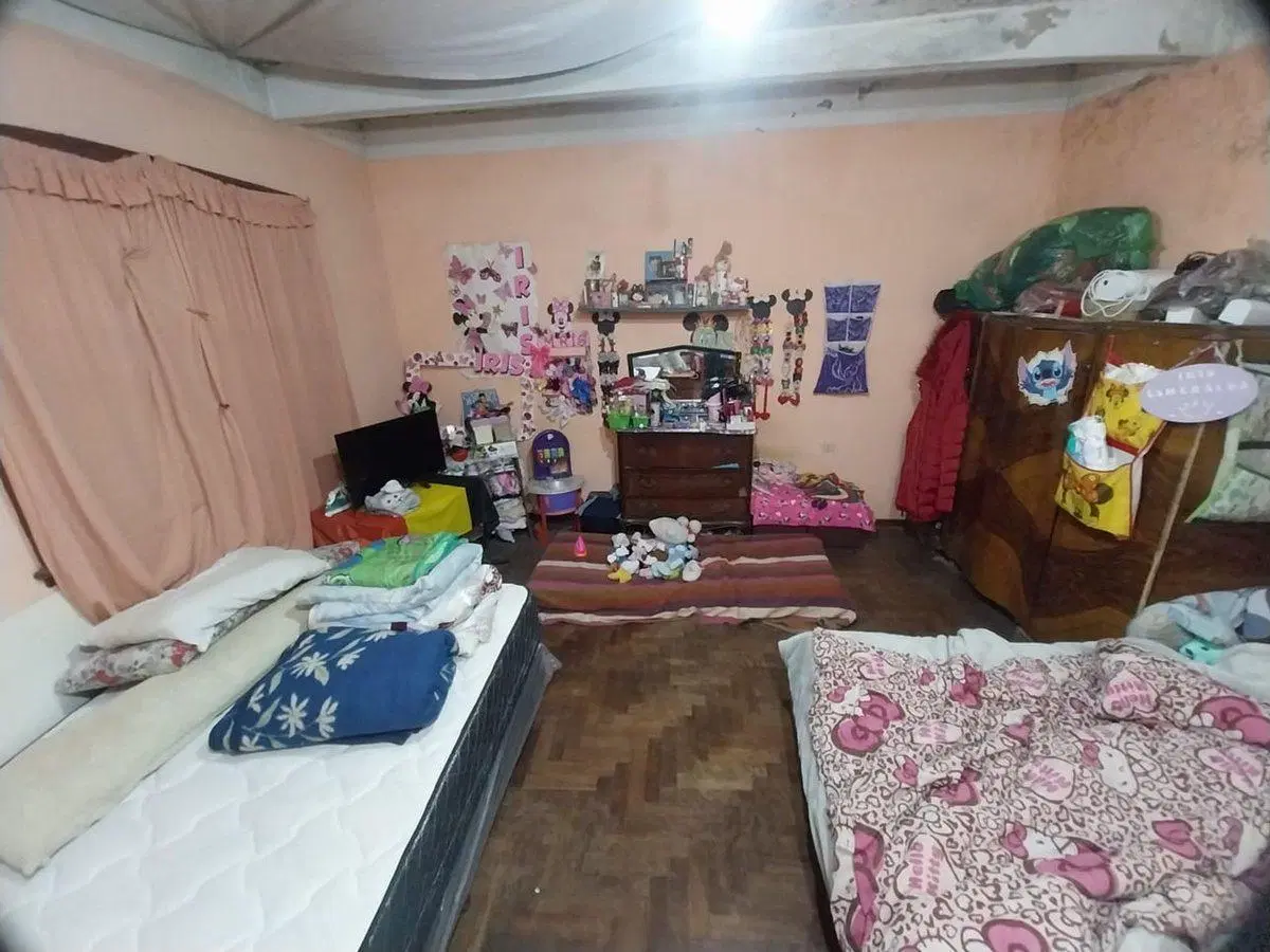 VENTA CASA 4 AMBIENTES CON PATIO SARANDI 2