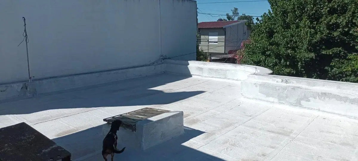 VENTA CASA 4 AMBIENTES BERAZATEGUI CON COCHERA 3