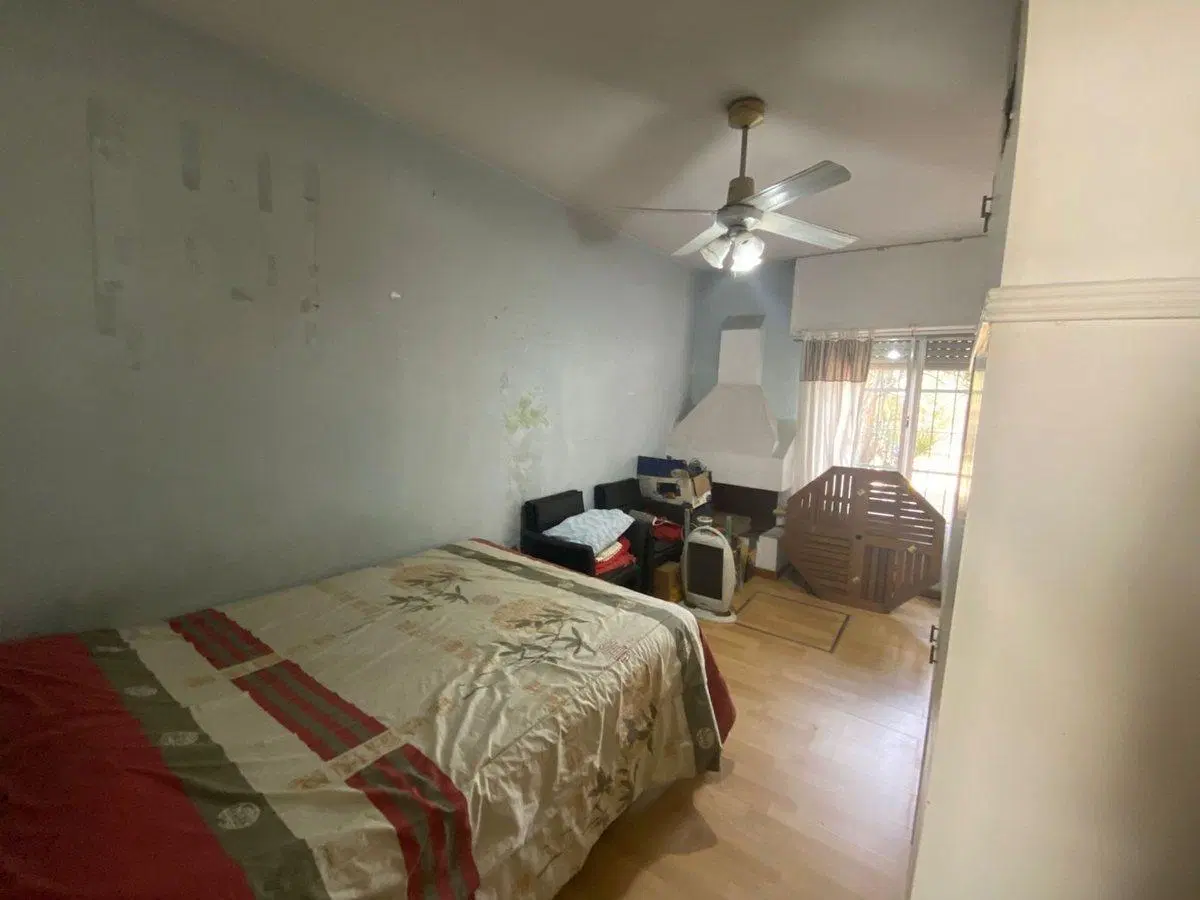 VENTA CASA 4 AMBIENTES BERAZATEGUI CON COCHERA 4