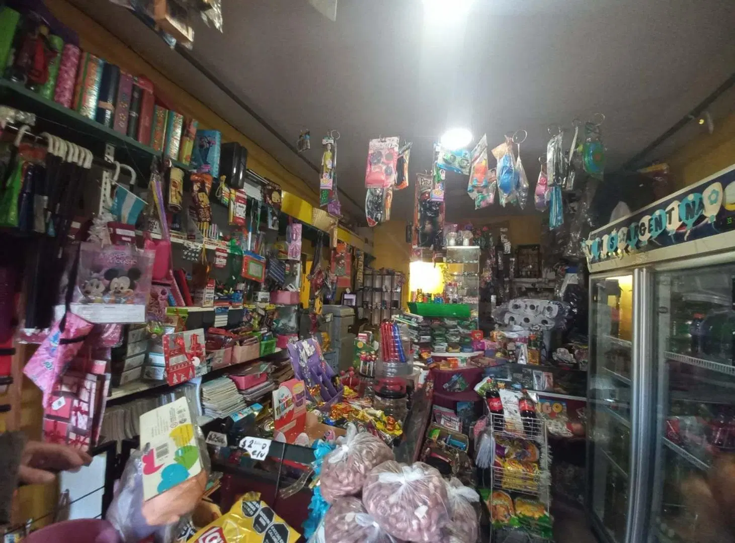 LOCAL EN VENTA EN BERAZATEGUI SOBRE CALLE 148 5
