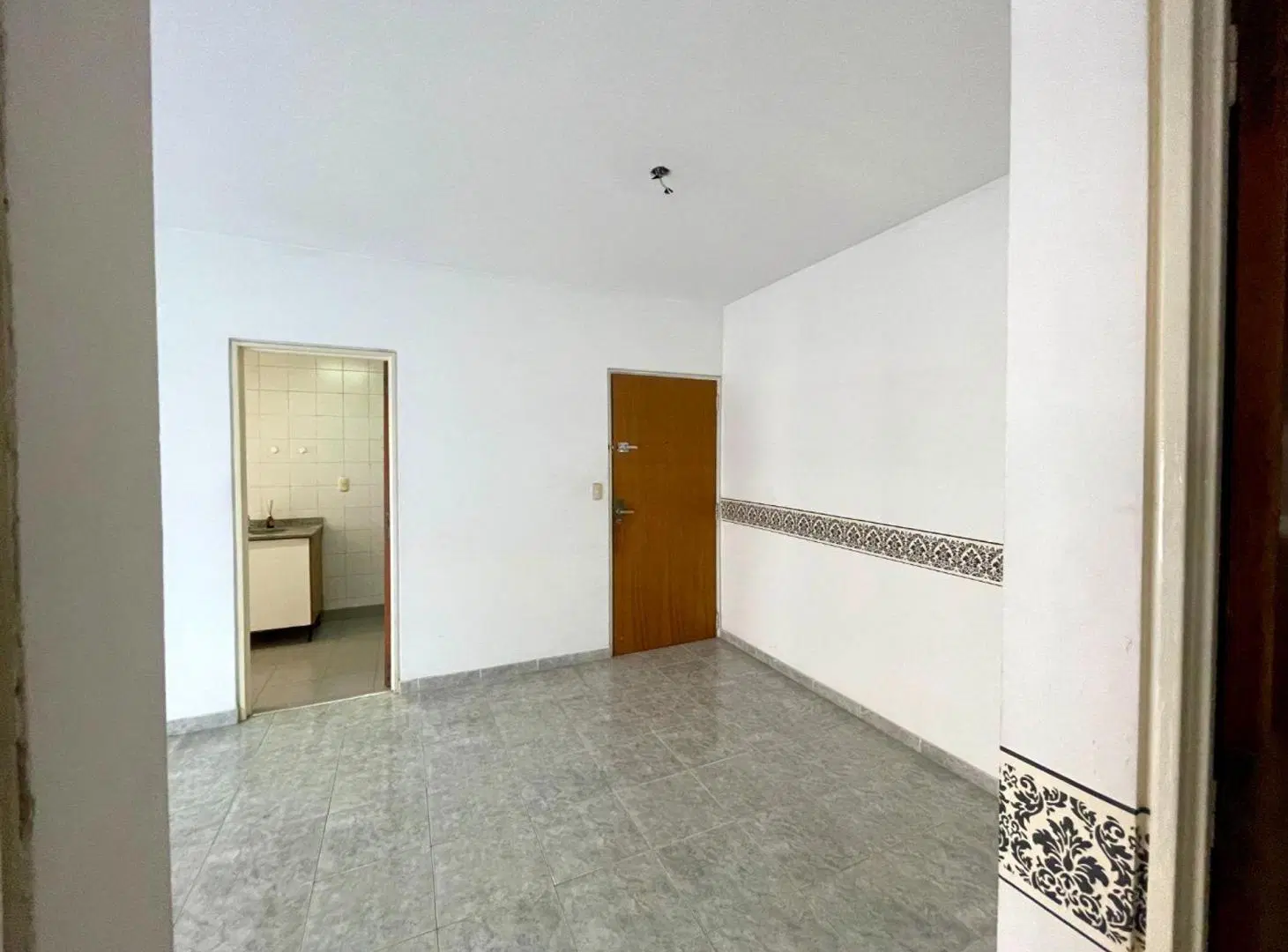 ALQUILER, DEPARTAMENTO 2 AMBIENTES CON BALCON. 2