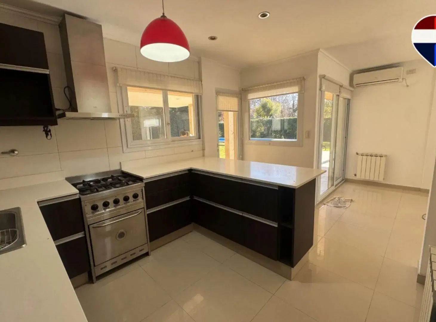 ALQUILER CASA 4 AMB JARDIN Y PISCINA - RANELAGH 4