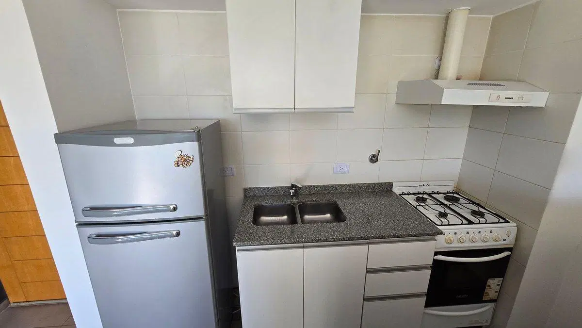 VENTA DTO. DE 2 AMB BERNAL CENTRO CON PISCINA 2