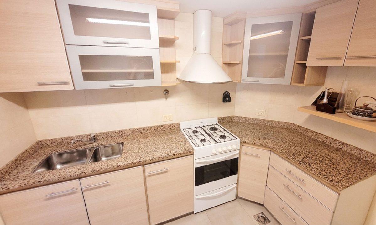 Foto de VENTA DEPARTAMENTO 3 AMB CON COCHERA. QUILMES, imagen 4