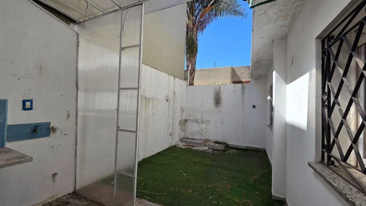 VENTA PH TIPO CASA 4 AMB DON BOSCO COCHERA QUILMES 8