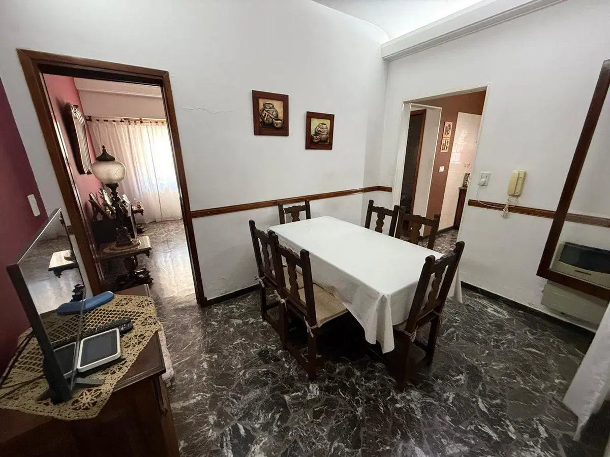 Duplex 3 dormitorios c/ cochera y quincho - Bernal 4