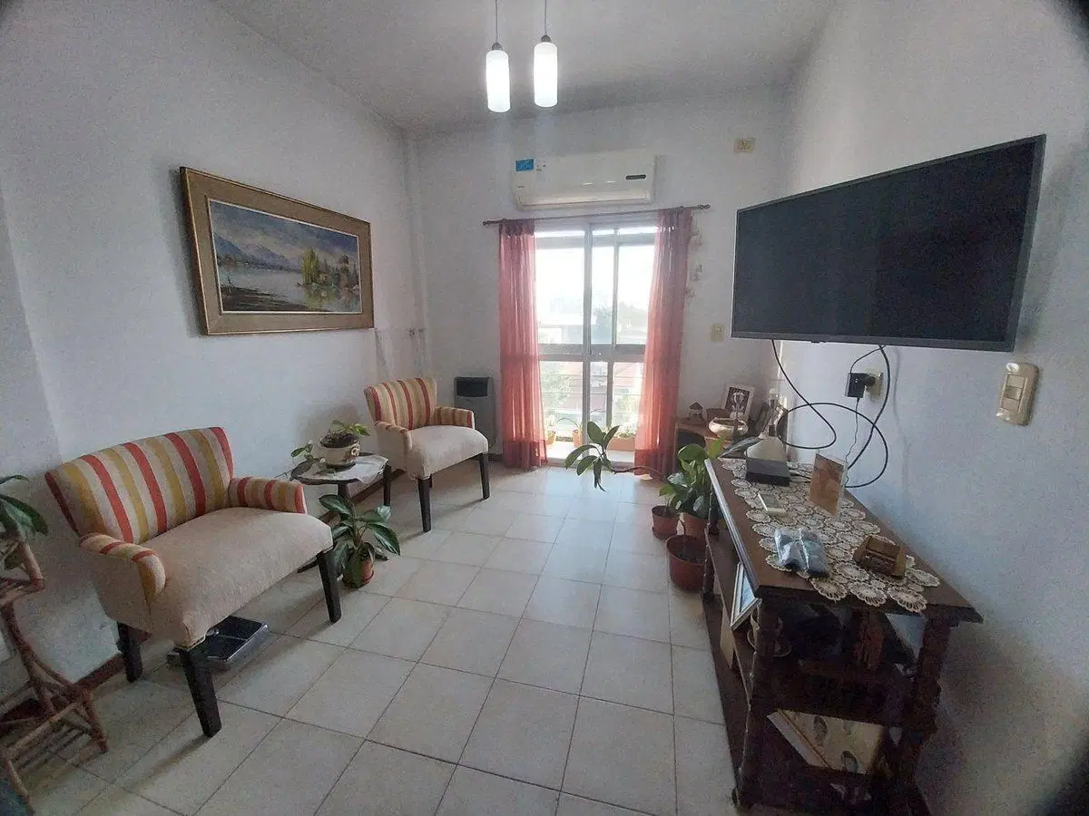 VENTA DEPARTAMENTO 3 AMB CON COCHERA QUILMES ESTE 3