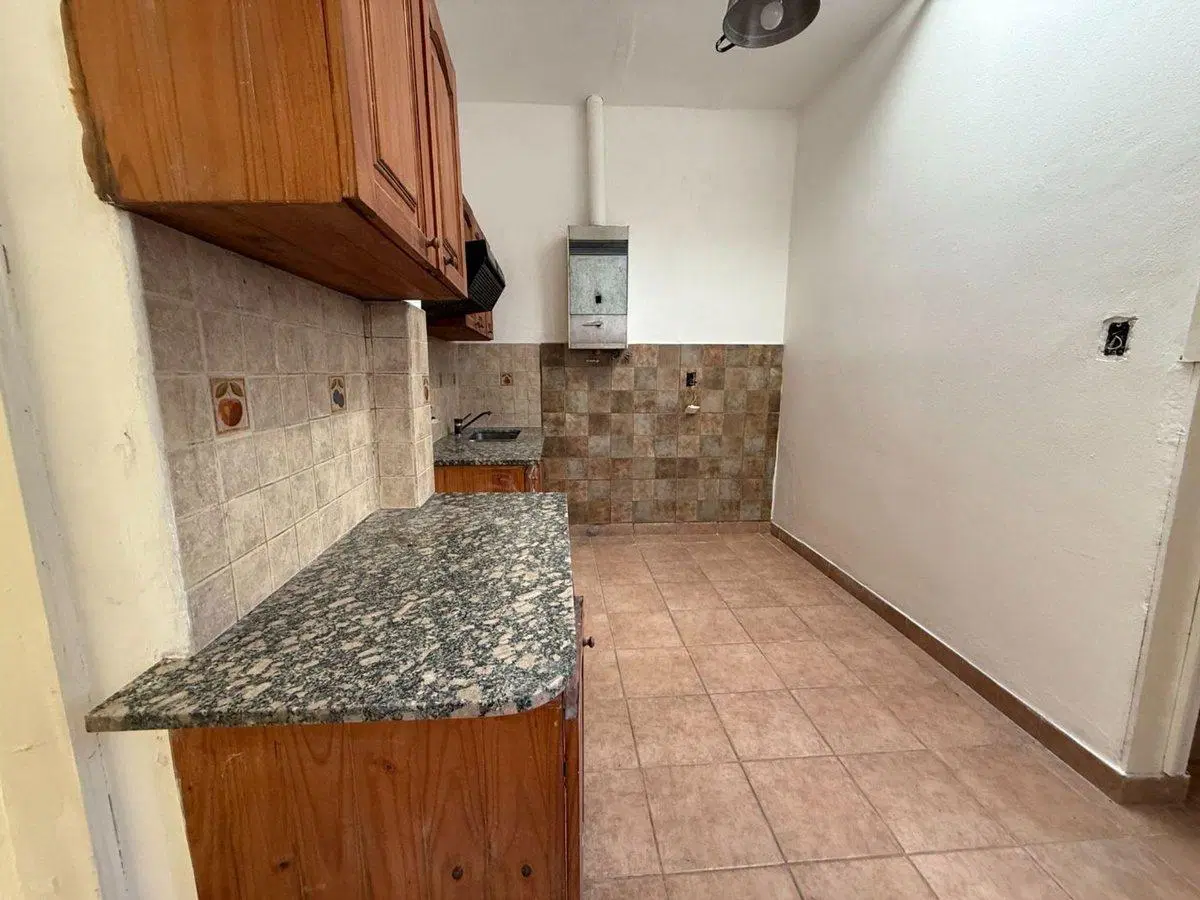 Casa 5 ambientes en venta con terraza Don Bosco 4