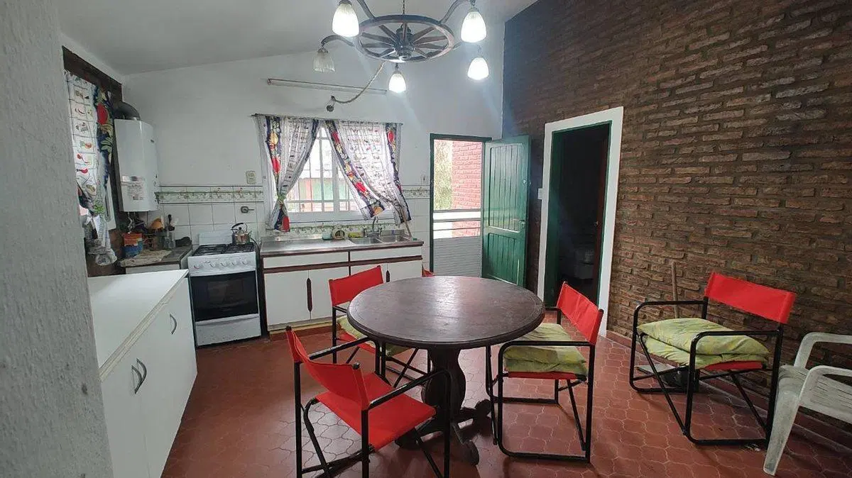 VENTA 18 TERRENOS/CASA/CABALLERIZA BRANDSEN 5