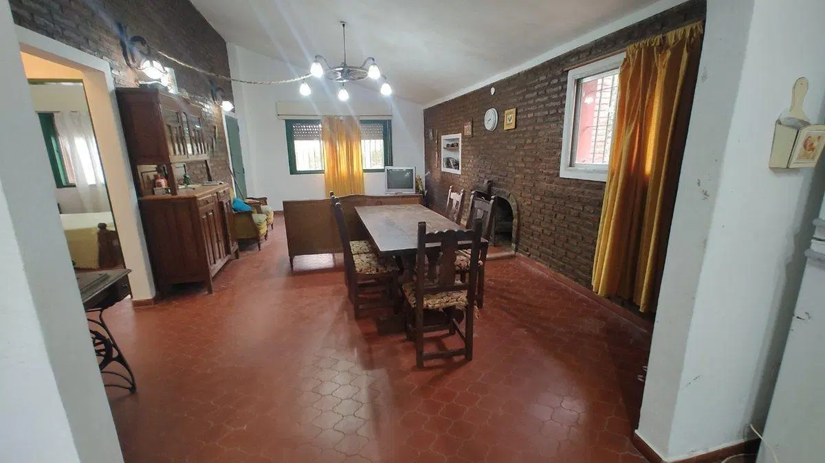 VENTA 18 TERRENOS/CASA/CABALLERIZA BRANDSEN 4