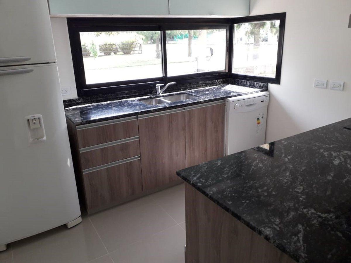 Foto de CASA ALQ "PRINCIPADO DE SAN VICENTE" 5 amb. Pileta, imagen 5