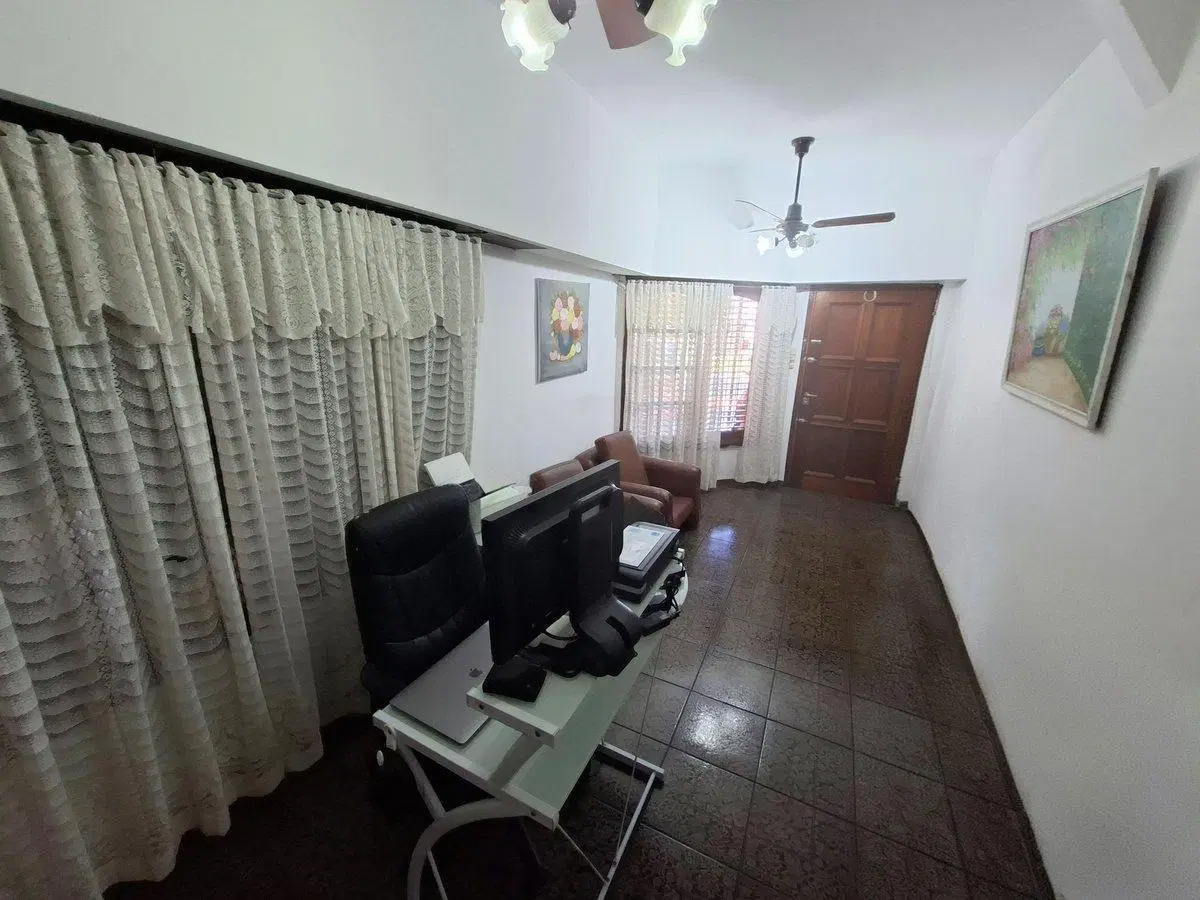 VENTA CASA 5 AMB CON PATIO Y COCHERA, QUILMES 4