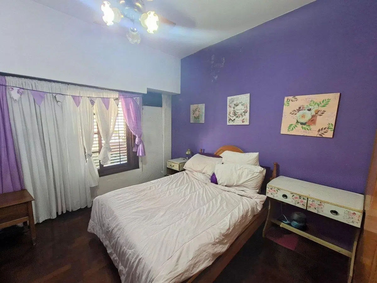 VENTA CASA 5 AMB CON PATIO Y COCHERA, QUILMES 8