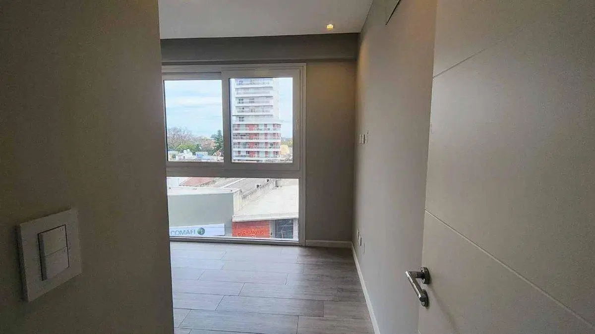 ALQUILER DPTO 2 AMB  CON BALCÓN - BERNAL CENTRO 8