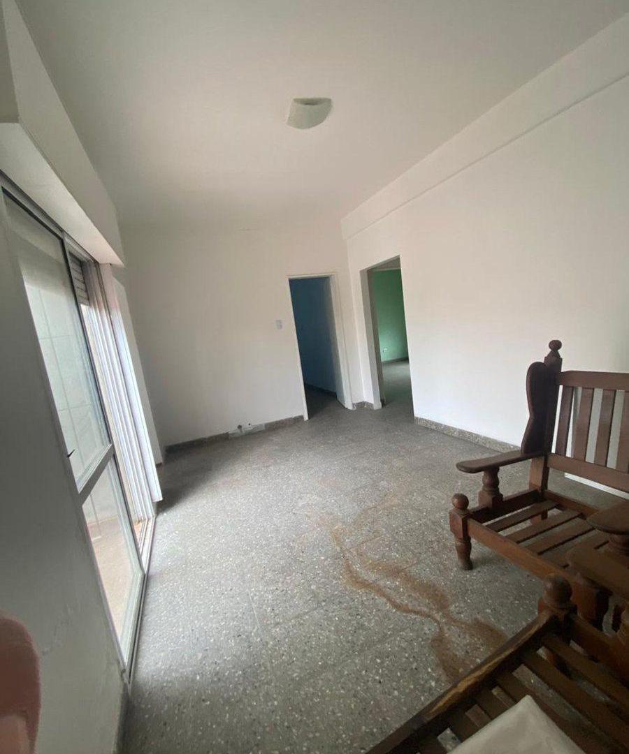 ALQUILER DE PH 4 AMBIENTES EN BERNAL