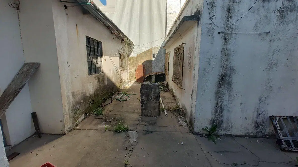 VENTA CASA CON COCHERA QUINCHO EZPELETA A RECICLAR 8