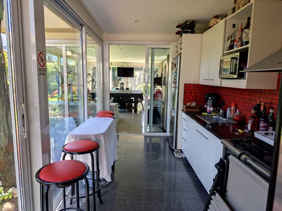 Venta Casa de 5 ambientes en Quilmes 8