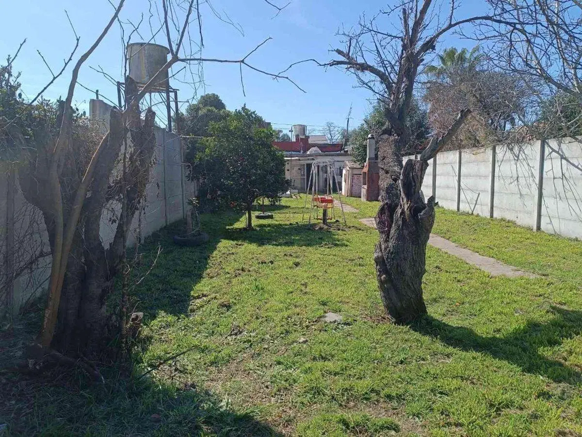 VENTA CASA 4AMB PARQUE y PILETA FLORENCIO VARELA 3