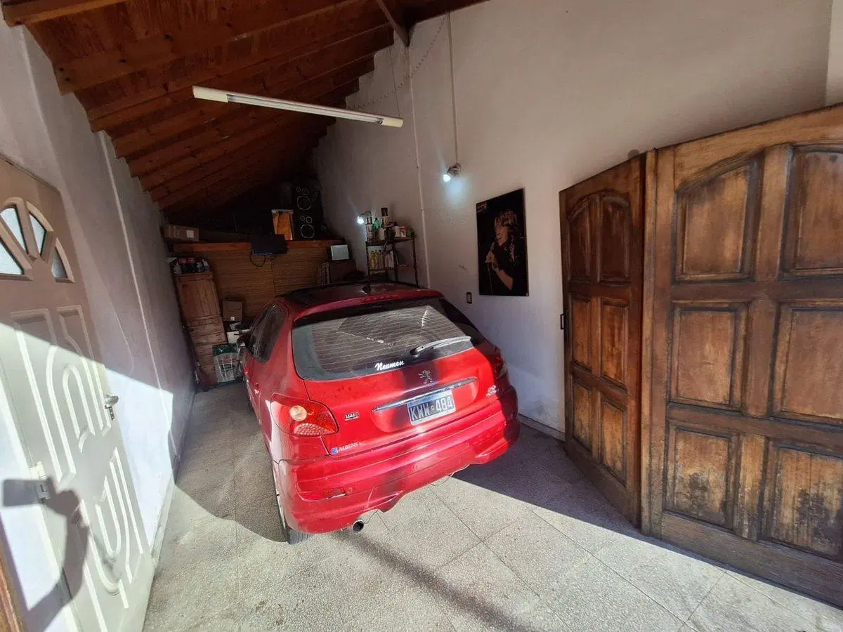 VENTA CASA 3 AMBIENTES QUILMES OESTE COCHERA 5