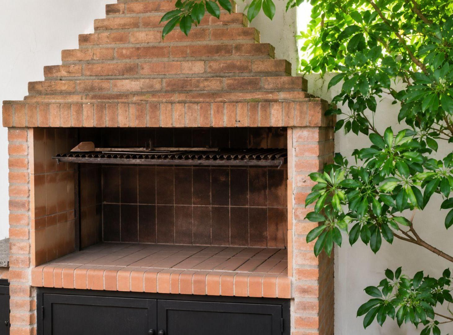 Foto de CASA 4 AMBIENTES CON GARAJE Y PATIO EN QUILMES, imagen 4
