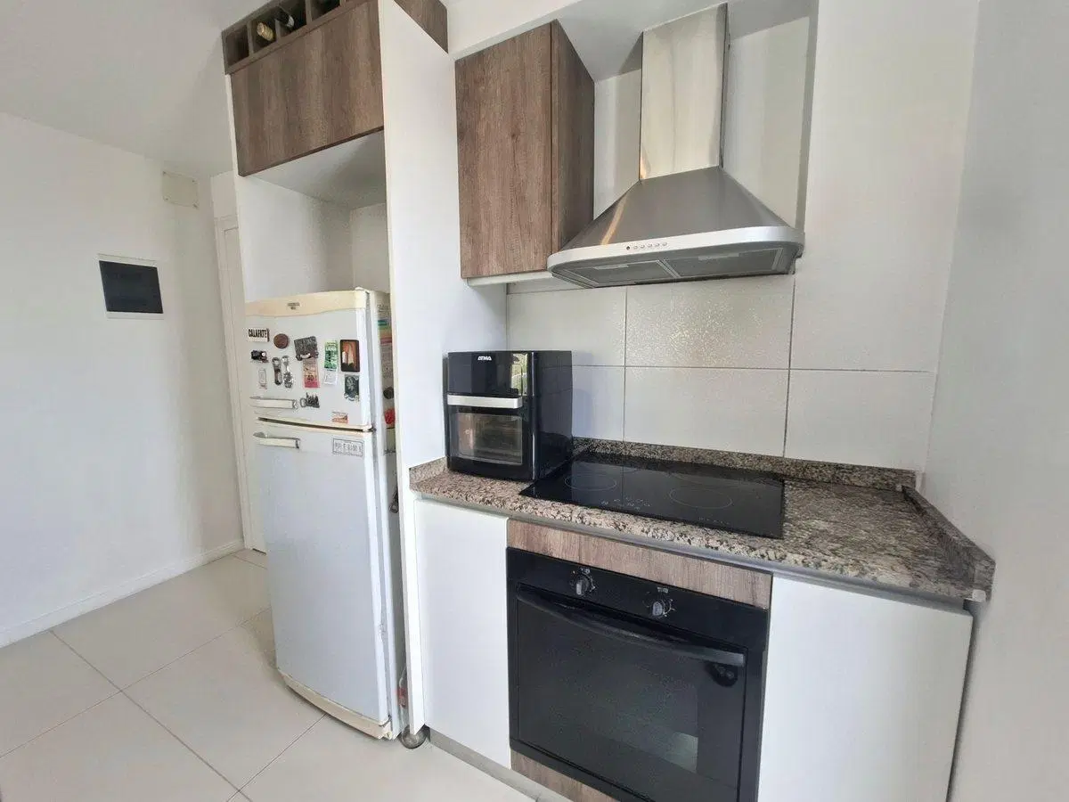 VENTA DEPTO MONOAMBIENTE AMPLIO, WILDE CENTRO 4