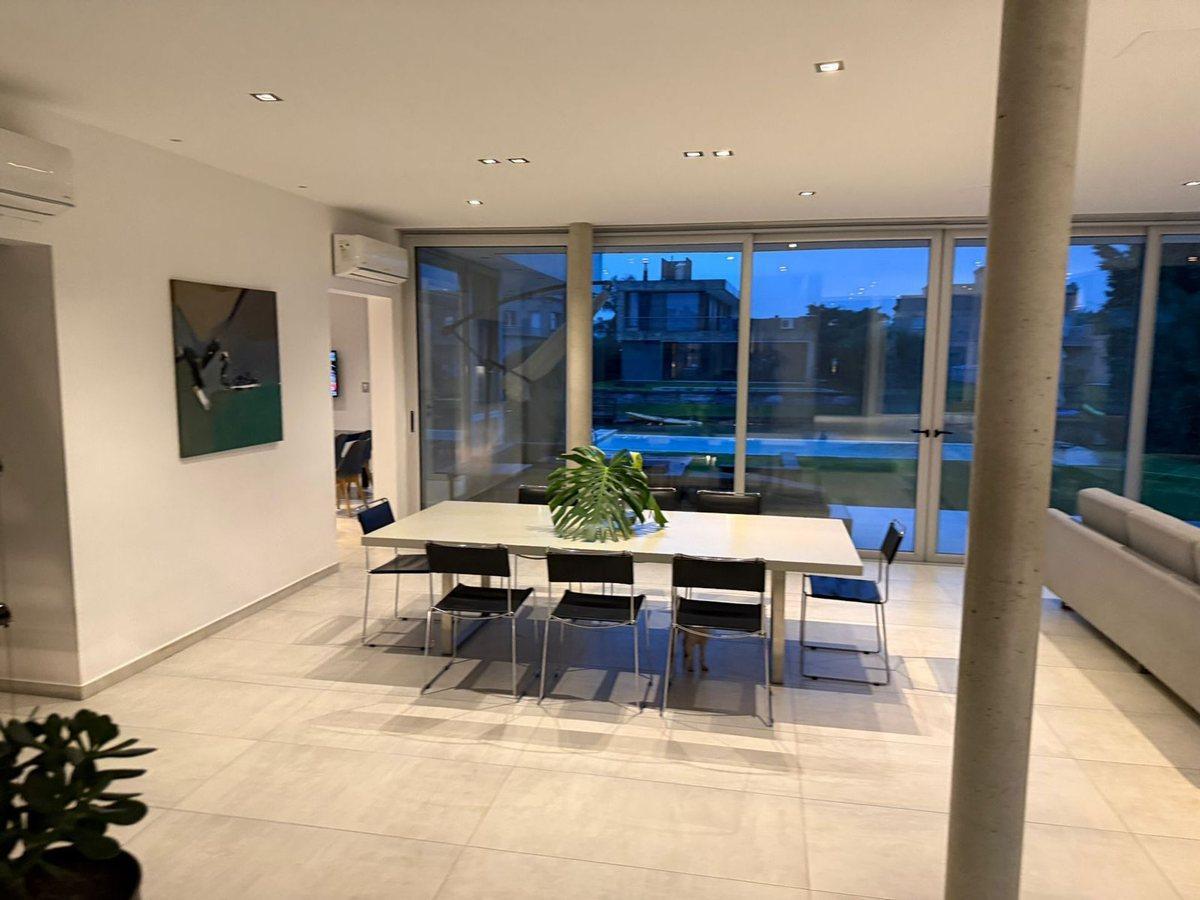 Foto de VENTA CASA 5 AMBIENTES CON PISICINA, NUEVO QUILMES, imagen 3